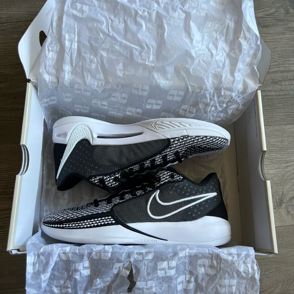 Nike Wmns Sabrina 1 TB ‘Black’